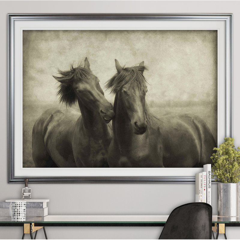 « hors d’aparté », reproduction de peinture à l’acrylique, Cadre argenté, H 31 po x l 43 po x P 1,5 po