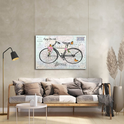 «Vintage Bicycle With Map A» par Jean Plout, art mural en verre acrylique
