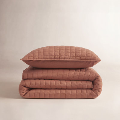 Nena Bedding