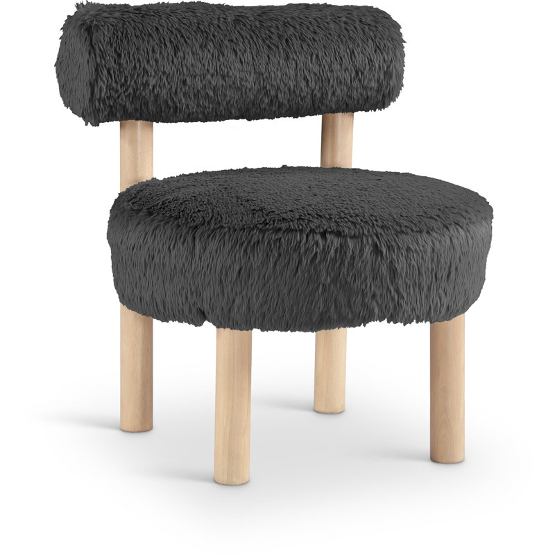 Fauteuil d'appoint rembourré Ambre, Tissu noir en peau de mouton vegan, Naturel