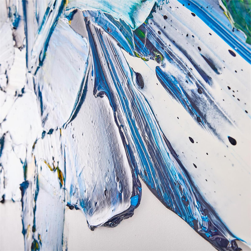 LM Zhou's Burst Of Blue