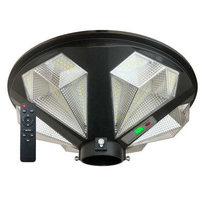 Lampadaire solaire extérieur de 42 cm (16,5 po), 648 DEL, compatible avec les poteaux de 7,6 cm (3 po) et 6 cm (2 3/8 po), étanche IP65, télécommande incluse (poteau non inclus).