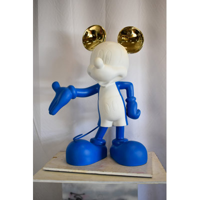Abstract & Geometric Chic Blue and White Giant Mouse Resin Statue 31" x 15" x 48"H