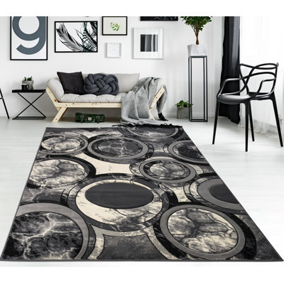 Tyanka Geometric Indoor Rug
