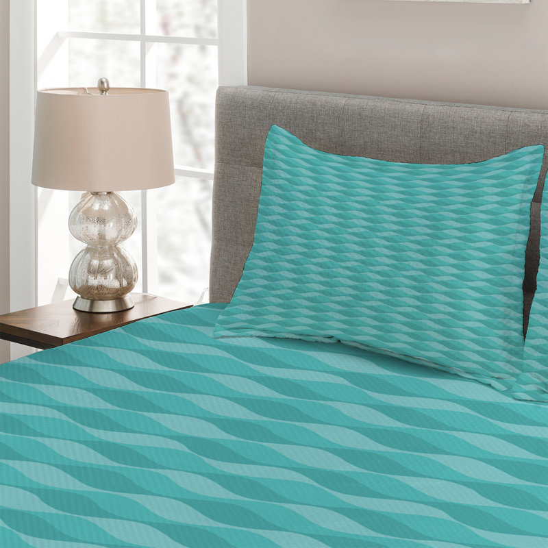 Coastal Polyester Chevron / Zig Zag Coverlet, King Bedspread + 2 Shams