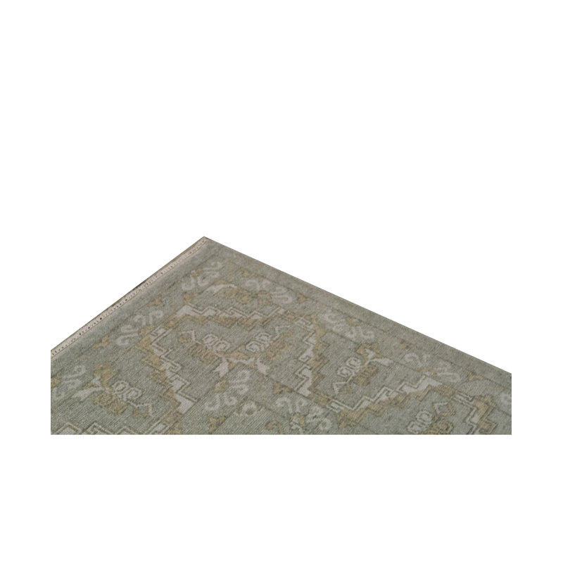 Hand Woven Wool Oriental Area Rug