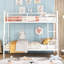 Lit double superposé au-dessus de grand lit double-72684084
