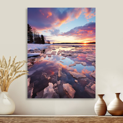 Coucher de soleil sur la rivière Icy Forest River