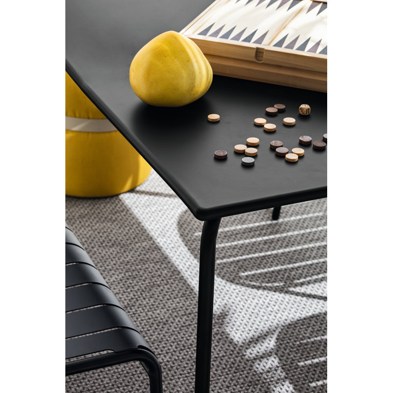 Easy Metal Rectangular Outdoor Table