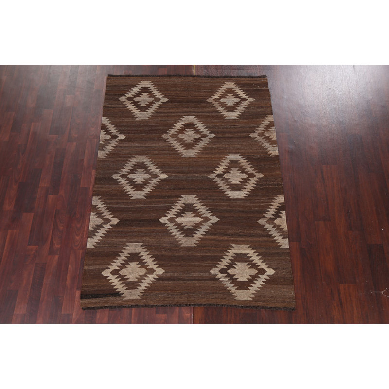 Tapis brun teint naturel kilim 5 x 7