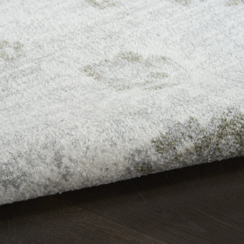 Bungalow Rose Brana Machine Washable Ivory Vintage Indoor Rug, Rectangle 6'7" x 9'