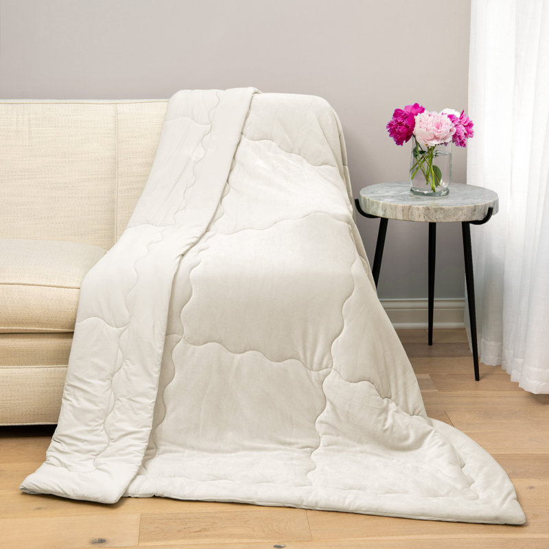 Jeté rafraîchissant HGTV 60 x 80 pouces, 60 po x 80 po, Enneigé
