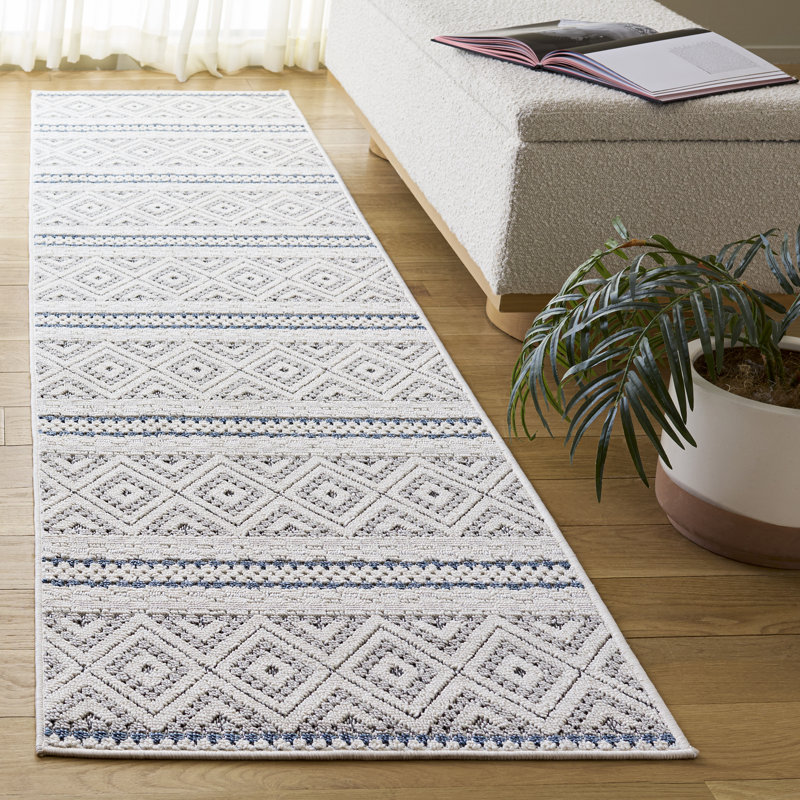 Veranda Performance Geometric Indoor Rug, Runner 2'2" x 9'