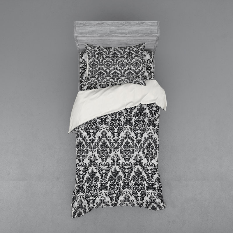 Traditional Polyester Damask Duvet Cover, Twin Duvet Cover + 2 Additional Pieces