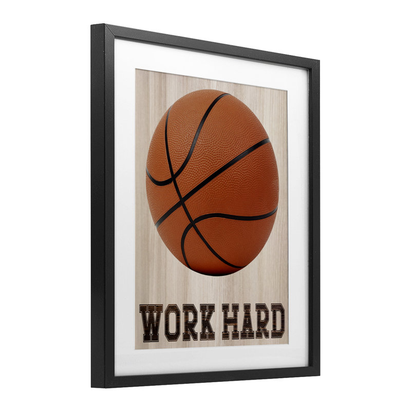 Work Work Basketball, reproduction encadrée sous verre, conception de Marcus Prime, Cadre noir minuit, H 21 po x l 17 po