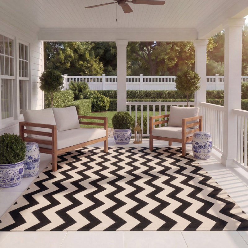 Arneshia Polypropylene Black/Beige Area Indoor/Outdoor Area Rug, Rectangle 8' x 11'