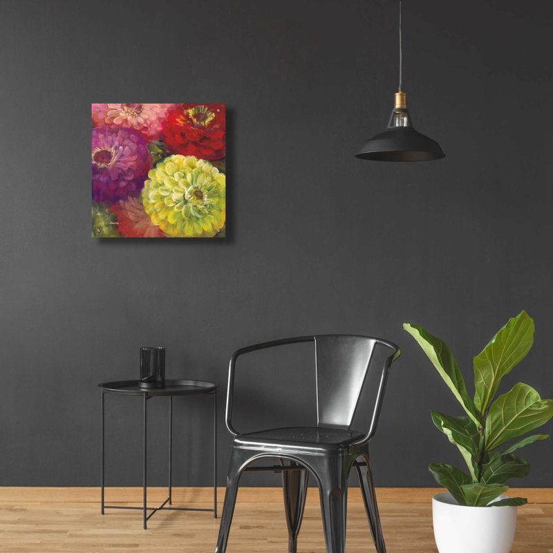 «Zinnia Gala I» par Carol Rowan, H 24 po x l 24 po x P 0,2 po