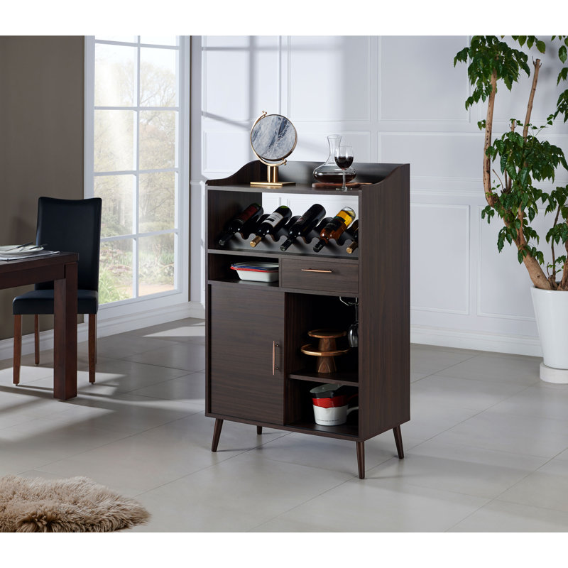 Carlo Highboard