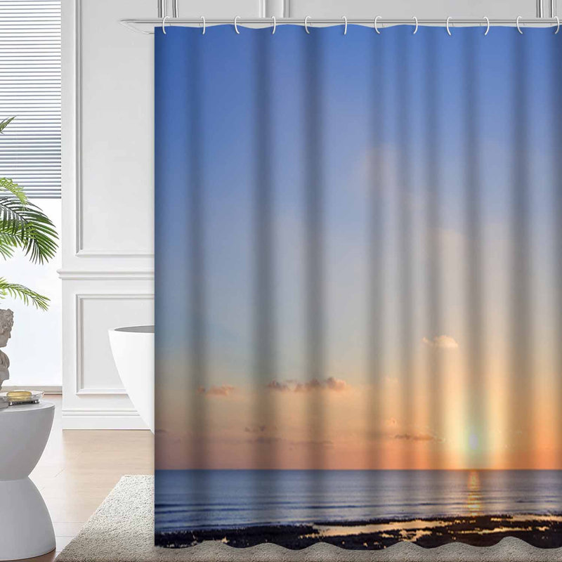 Stunning Deep Sunset Calm Sea Shower Curtain with 12 Hooks, L 72 po x l 84 po