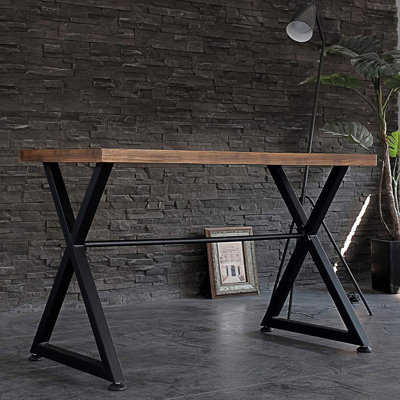 Bureau d'ordinateur contemporain Contemporary