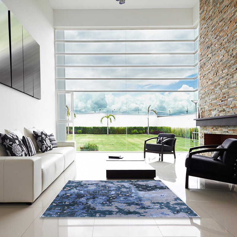 Tapis bleu, Carré 3 pi