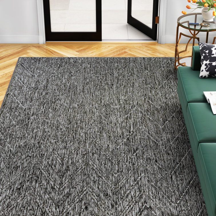 Sydni Chevron Indoor / Outdoor Rug