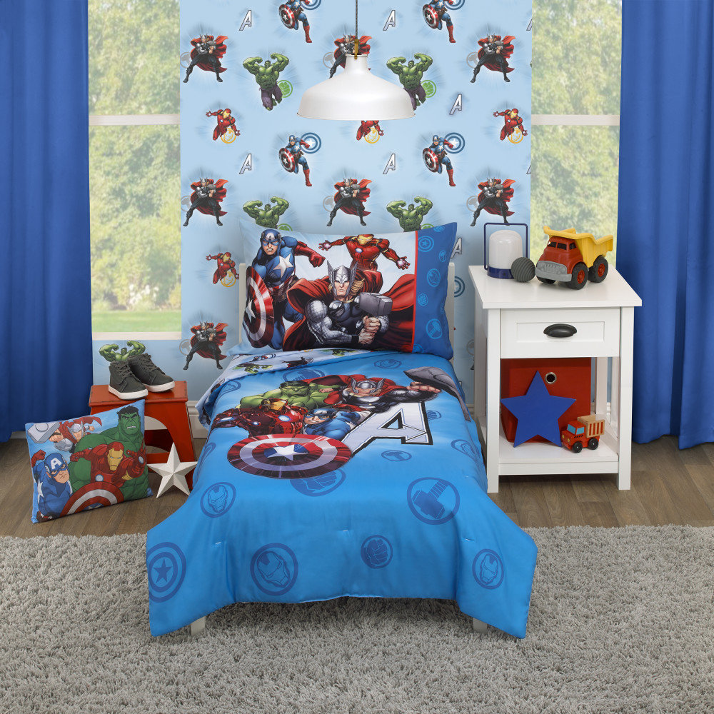 NoJo Marvel Avengers Fight the Foes 4 Piece Toddler Bedding Set 