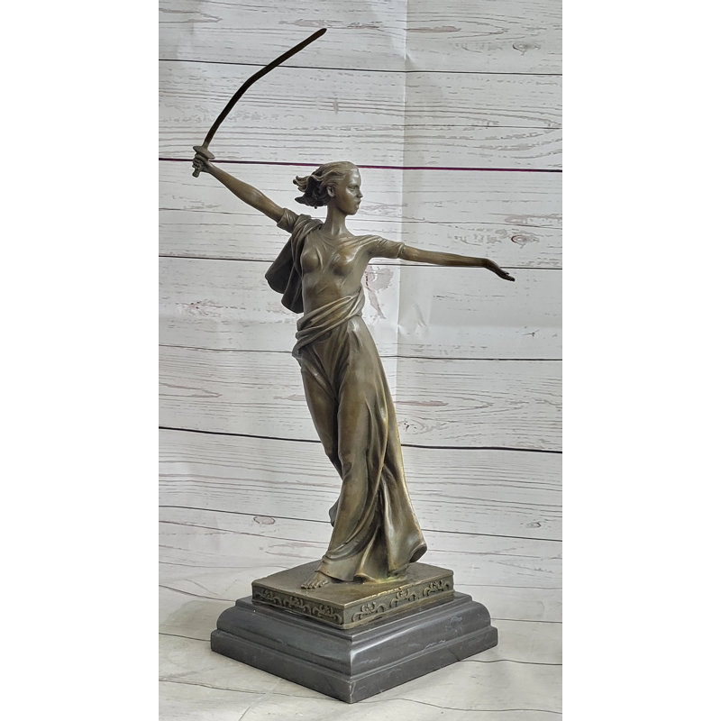 Figurines et sculptures Teana