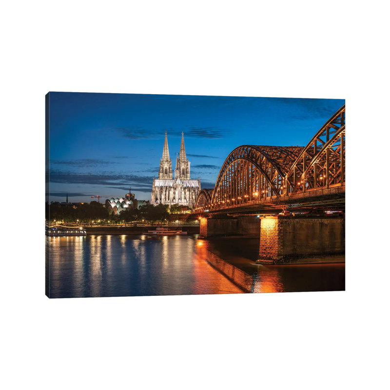 Toits de la ville de Cologne la nuit avec la cathédrale et le pont Hohenzollern, H 12 po x l 18 po x P 1,5 po