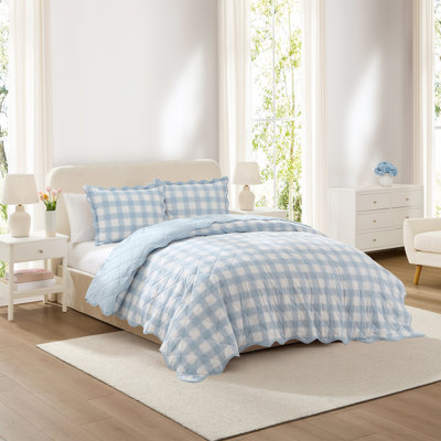 Hallmark Checkered Bliss 3-Piece Scalloped Quilt Set
