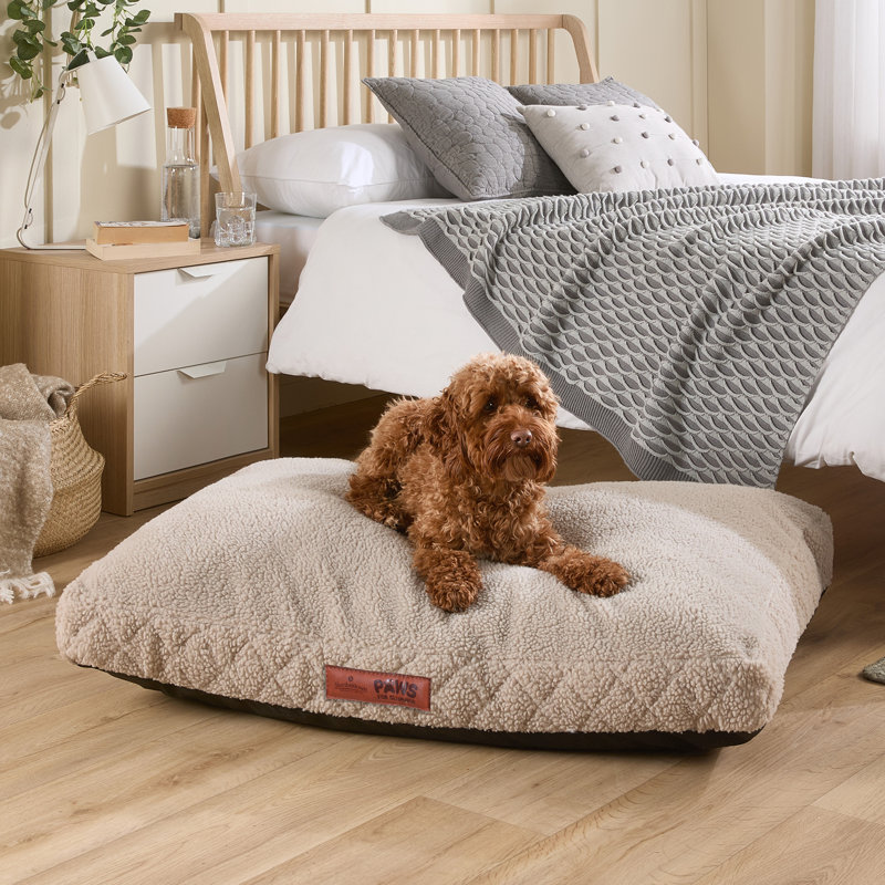 Slumberdown Paws for Slumber Machine Washable Cushioned Sherpa Pet Bed, Small (11-25 lbs), Beige