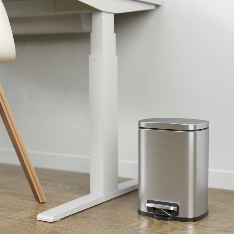 Poubelle à pédale en acier inoxydable 1,32 gallons softstep Deodorizer