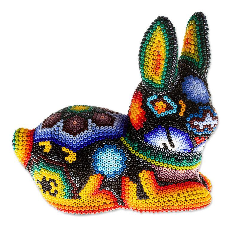 Sculpture de lapin jaune Huichol perlé jaune