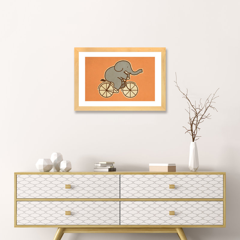«Elephant Cycle Landscape # 1» par Terry Fan - reproduction, H 16 po x l 24 po x P 1 po, Papier avec cadre beige, Blanc