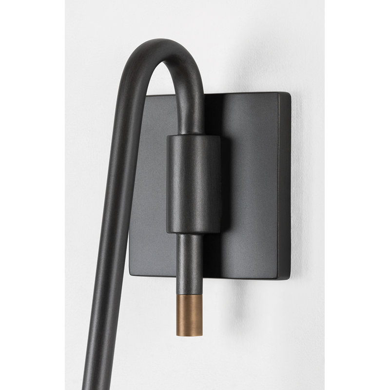 MATEO Wall Sconce