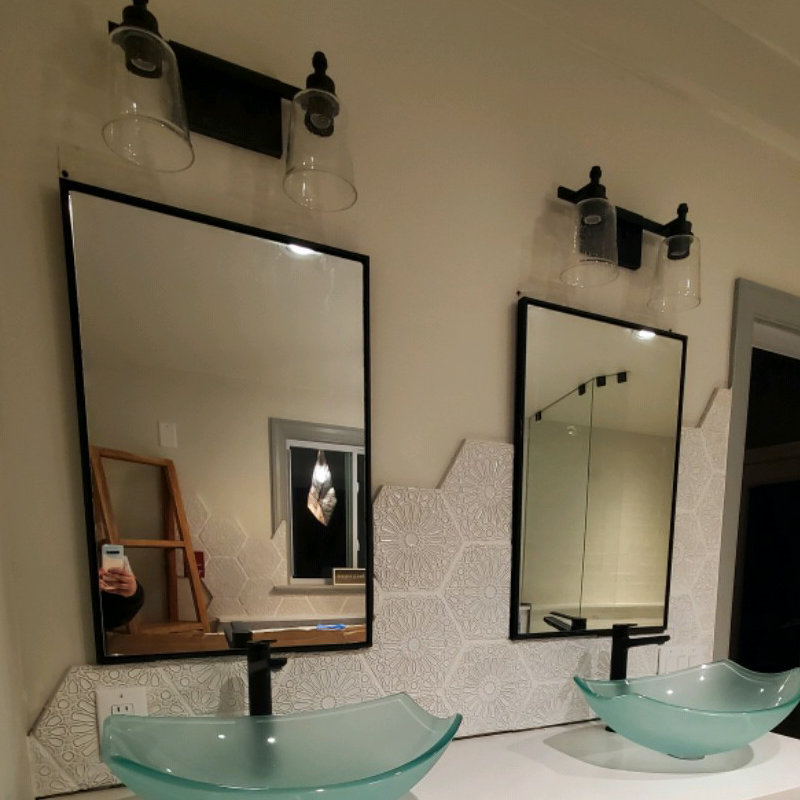 Customer review by Adriana