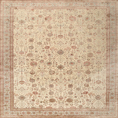 Iain Wool Floral Indoor Rug