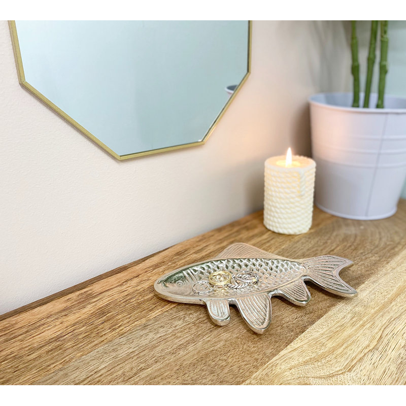 Pinehur Metal Tray