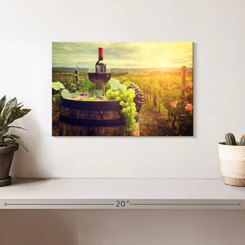 Yarlin Tuscan Vineyard Wine, H 8 po x l 12 po