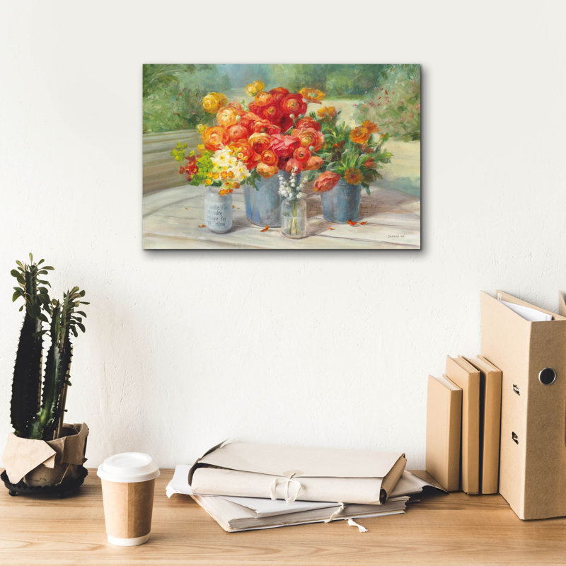 «Flowers From The Garden» par Danhui Nai, art mural sur toile, H 12 po x l 18 po