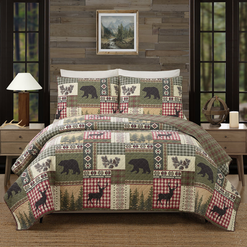 King Size Red and Green Cotton Reversible Quilt Set