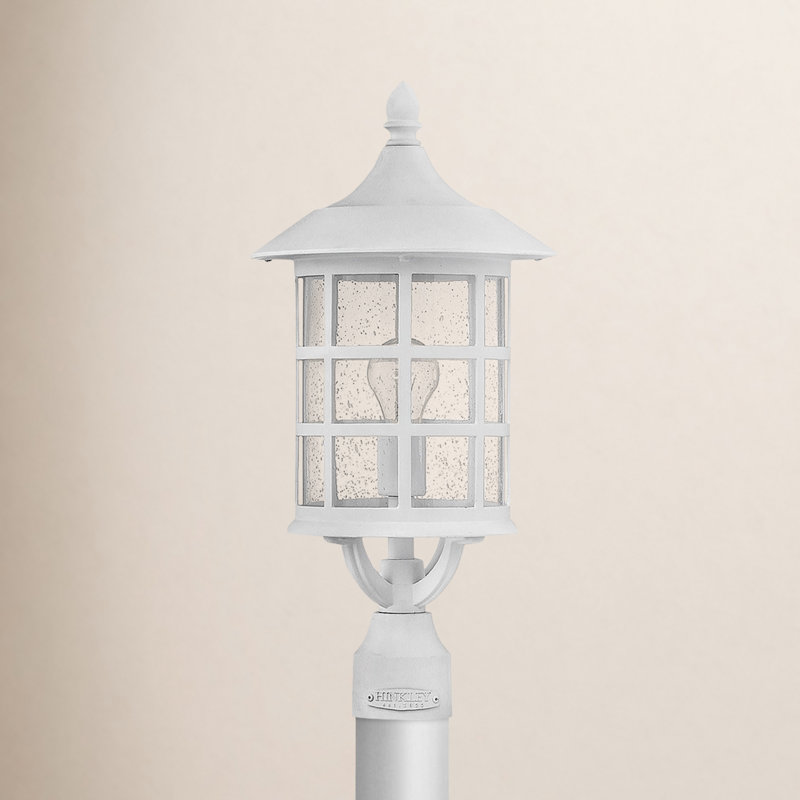 Freeport 1-Light Pier Mount Light
