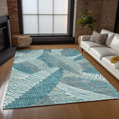 Maliana Washable Floral Indoor / Outdoor Rug