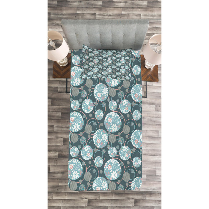 Farmhouse / Country Polyester Geometric Shapes Coverlet, Twin Coverlet + 1 Sham