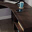 Finition de coin de bureau idéale pour le bureau ou le bureau dans la chambre à coucher ou le salon