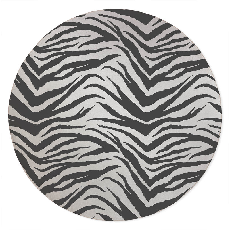 Zebra Patch Non-Slip Outdoor Rug, Round 5'