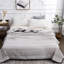 Couverture courte courte Kondieu Summer Cool convient aux dormeurs chauds et aux chandails de nuit.