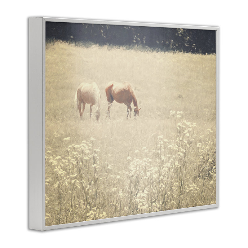 Paire de chevaux broutant, estampe numérique encadrée par Graffi * té Studios, Estampe numérique encadrée blanc bord de mer