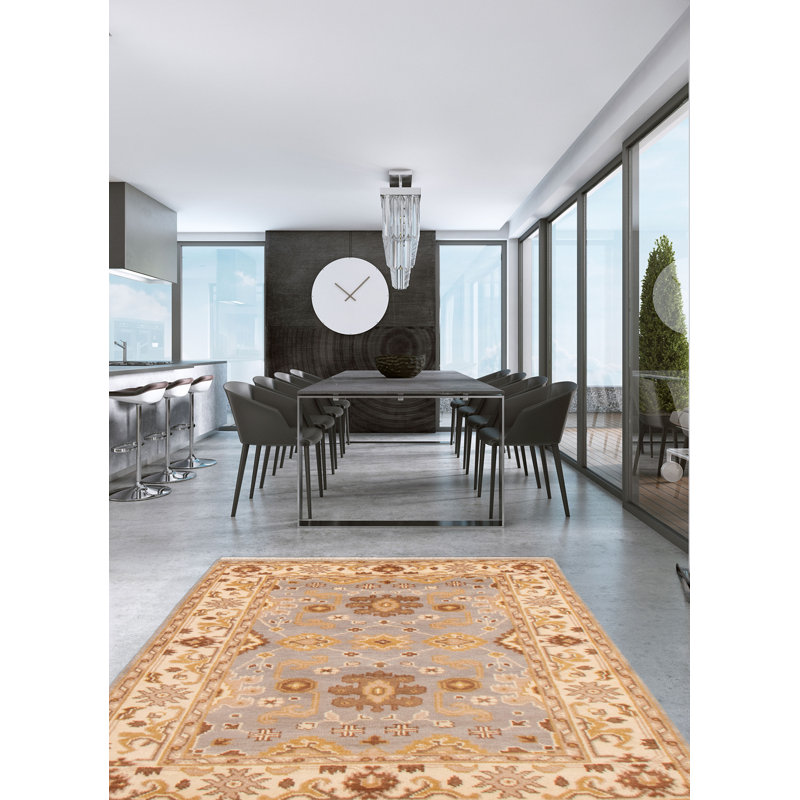 Tapis gris Royal Oushak 4 pi 1 po x 5 pi 11 po