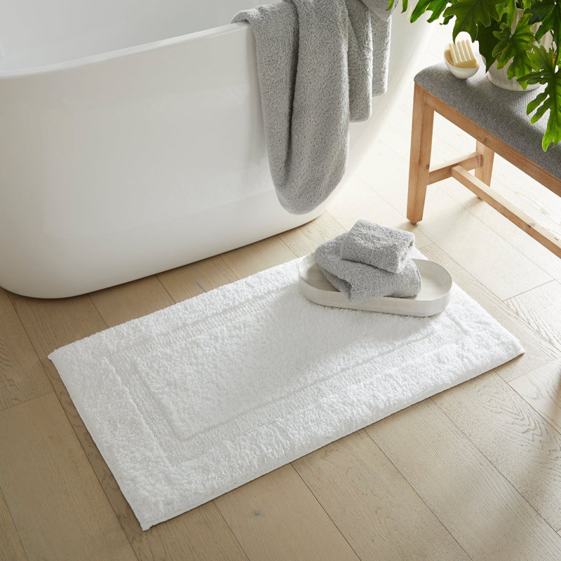 St. Tropez 100% Cotton Rectangle Bath Rug, 40" L x 24" W, White